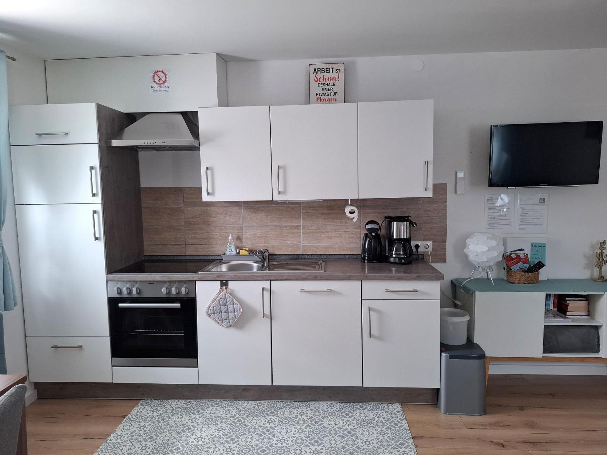Ferienwohnung Am Blumenberg Бад Мергентхайм Екстериор снимка