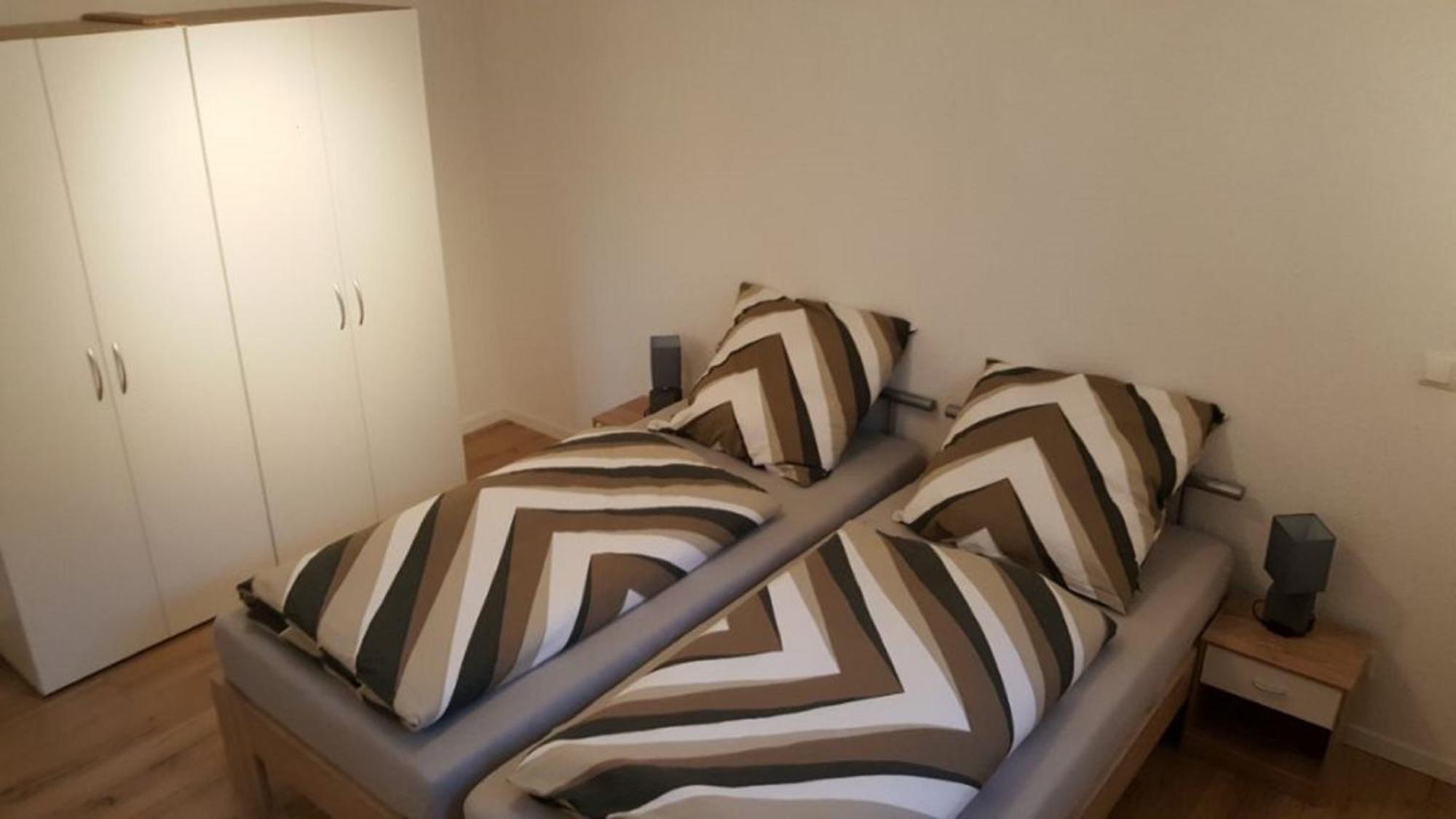 Ferienwohnung Am Blumenberg Бад Мергентхайм Екстериор снимка